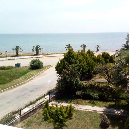 Kostas Beach Nea Plagia
