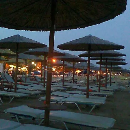 Kostas Beach Nea Plagia