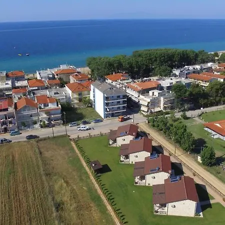 Kostas Beach Apartment *